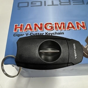 Vertigo by Lotus Hangman Llavero Cortador de Puros Corte en V - Hasta 62 rg - Negro - Nuevo - Imagen 1 de 8