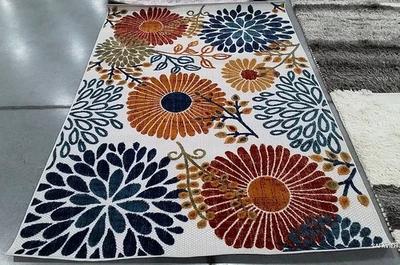 CREME / RED 5'-3" x 7'-6" Back Stain Rug, Reduced Price 1172784083 CBN832A-5 - Image 1 of 4