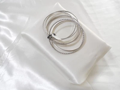 Conjunto de pulseiras Charter Club 7" tom prata D161$20 - Imagem 1 de 4