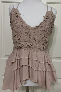 NWT Chelsea Violet size L light rose spaghetti strap ruffled top womens - Picture 1 of 5