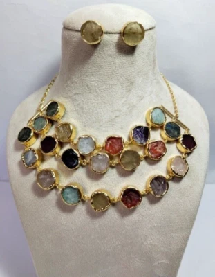 Conjunto de collar de piedras preciosas con pasador conjunto de joyas de piedras naturales. Foto 1 de 4