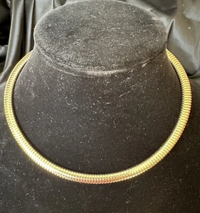 Vince Camuto Necklace Gold Tone - Picture 1 of 5