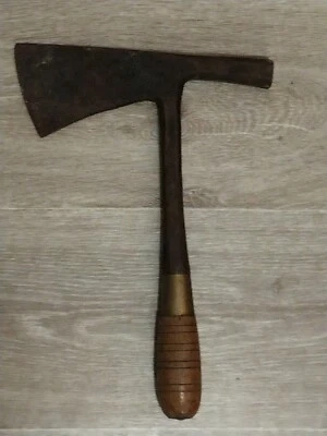 Ancienne petite hache ou hachette + marteau Paris - Photo 1/4