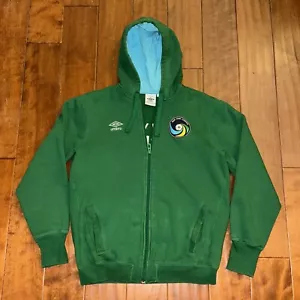 Giacca Vintage New York Cosmos Uomo Taglia Large Verde Full Zip Felpa con Cappuccio Umbro Calcio - Foto 1 di 16