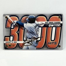 SD Padres TONY GWYNN Authentic 24K Gold Signature & Logo Collectible Card /1999