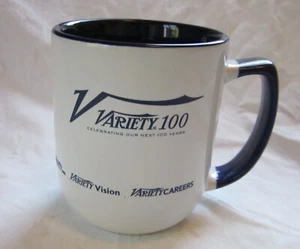 Variety Magazine 100 Kaffeetassen Becher 2-seitig weiß & kobaltblau Film TV Nachrichten - Bild 1 von 4