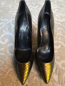 NWOT Ivanka Trump Heels Green Metallic Faux Snakeskin Shoe 7.5M - Picture 1 of 13