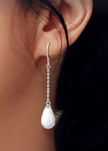Perle lange Kette Träne Acryl Ohrhänger Ohrstecker silberfarben - Bild 1 von 3