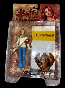 Buffy the Vampire Slayer Chosen Buffy Action Figure Brand New Factory Sealed NEW - Picture 1 of 12