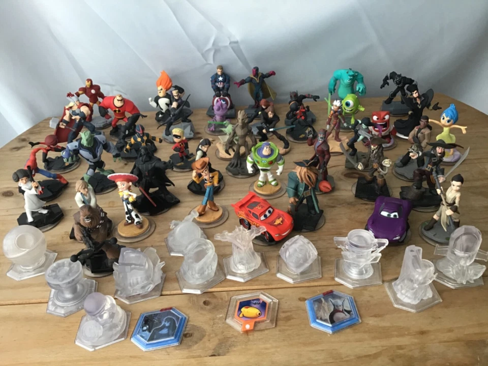 Figuras Disney Infinity Marvel Star Wars 1.0 2.0 3.0 PS4 XBOX WiiU y PS3 Foto 1 de 1