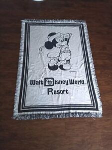 Vtg 90s Walt Disney Resort Woven Tassel Throw Blanket Tapestry Golf Mickey 70x52