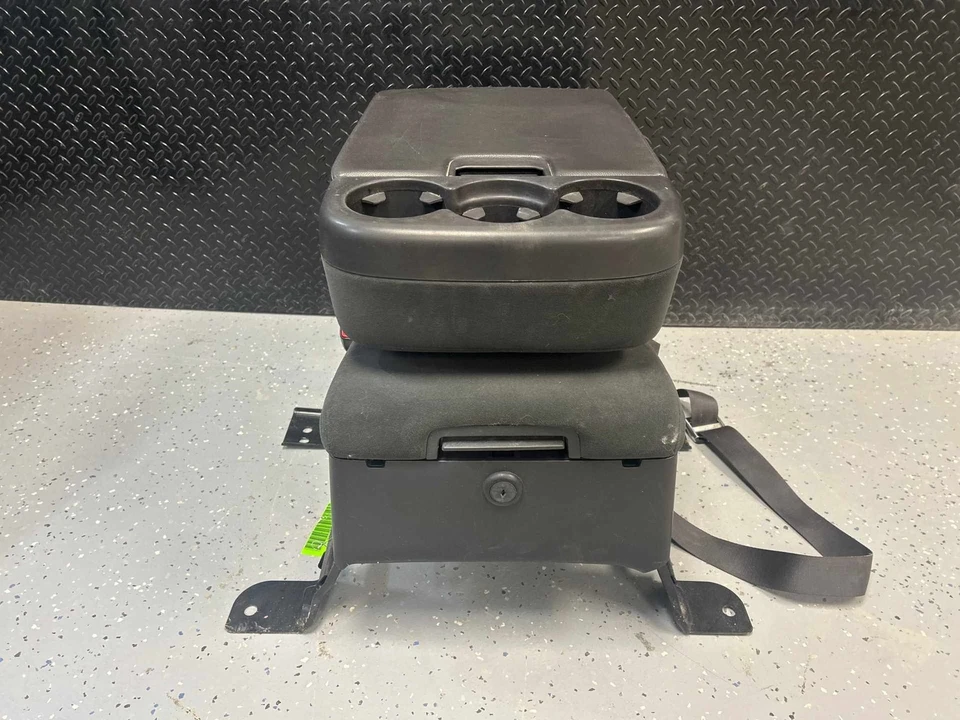 07-14 SUBURBAN Front Seat center (stationary) clothEbony-19D Foto 1 de 4