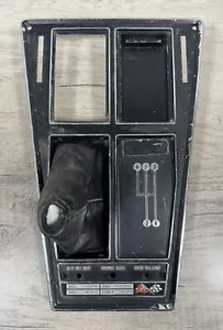 Conjunto de placa de cambio manual consola Corvette 70-71 GM # 3963148, 3963154 - Imagen 1 de 21