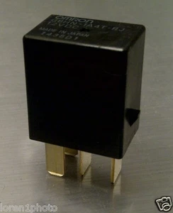 NEW! 06-08 TRIUMPH DAYTONA 675 ELECTRICAL RELAY OMRON G8HN-1A4T-RJ - Picture 1 of 4