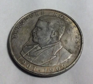 1-1/2" Collectible PRESIDENT "THRODORE ROOSEVELT" TOKEN 1901-1909 (Error) U.S. - Picture 1 of 5
