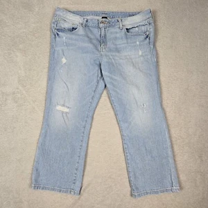 A New Approach Jeans Womens Size 16 Cropped Capri Light Wash Distressed Casual - Picture 1 of 13