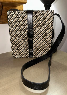 PATRICIA NASH Venezia 小袋斜挎包钱包编织藤/黑色皮革二手状况完好 — 第 1/4 张图片