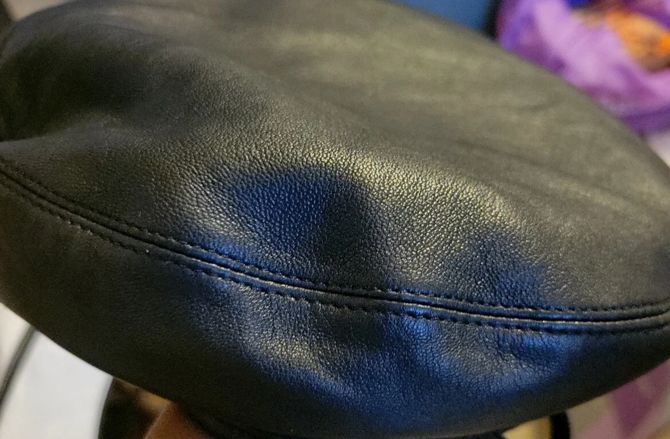 New Eric Javits Women Hat Beret Fall Winter Leather Black  - Image 1 of 4