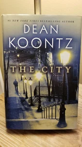The City by Dean Koontz 2014 Standalone Novel 1st Edition 1st Print HB DJ VGC!! - Imagen 1 de 12