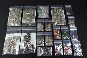 Posten 380 Vintage Perlen Druckknöpfe Ösen neu unbenutzt mehrere Farben Verschlüsse Zinken - Bild 1 von 20