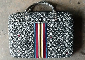 Vera Bradley Floral Design 17" Laptop Computer Hard Shell Carry Bag(PREOWNED) - Picture 1 of 4