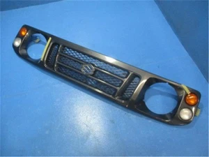 Parrilla delantera JDM Suzuki Jimny Samurai JA22 / SJ413 Santana Caribbean OEM genuina - Imagen 1 de 7