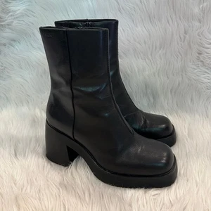 Vagabond Brooke Stiefel Leder eckige Zehenpartie klobiger Blockabsatz Plateau schwarz US 7 - Bild 1 von 13