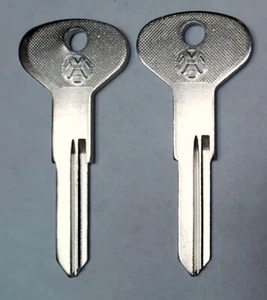 (2) Volkswagen VW ALL METAL Logo 411 412 Rabbit GTI Golf Blank VB Key - Picture 1 of 1