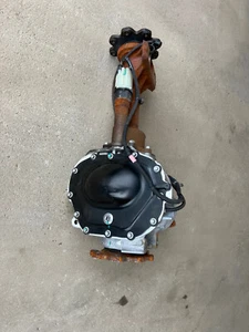 20 21 22 23 GMC SIERRA DENALI 2500 3500 HD DURAMAX FRONT DIFFERENTIAL AXLE DIFF - Picture 1 of 12