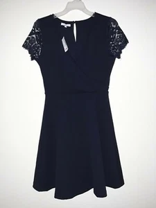 Maurices Womens Plus Size Small Wrap Dress Navy Lace Sleeve NWT - Picture 1 of 3