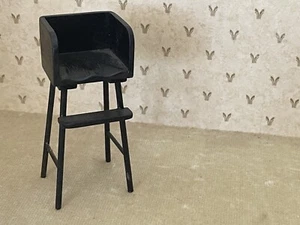 Dollhouse 1:12 scale black wooden pub chair/ high chair/ bar stool - Picture 1 of 10