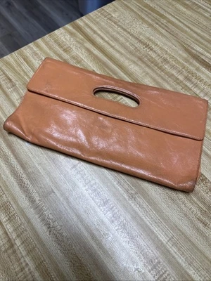 Bolso de mano vintage HOBO International plegable de cuero naranja Foto 1 de 4