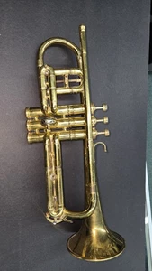 C.G. Conn Cornet - Picture 1 of 12