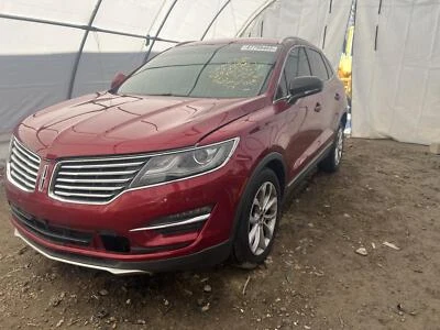 Conjunto de filtro de aire usado se adapta a: Lincoln MKC 2018 gasolina 2,0 L con turbo VIN 9 8º Foto 1 de 4