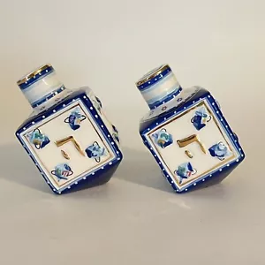 Vtg Blue White & Gold Porcelain Dreidels Salt & Pepper Shakers Hanukkah - Picture 1 of 8