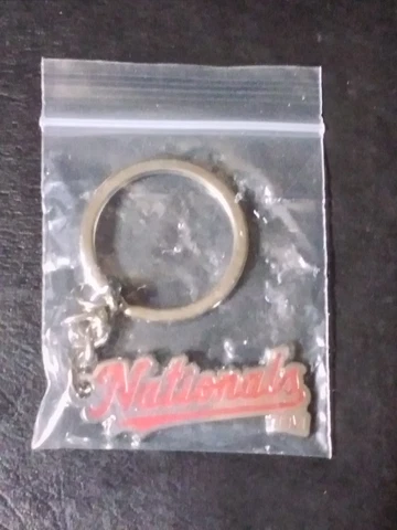 Washington Nationals Keychain NEW IN PACKAGE - ONLY AVAILABLE AT THE STADIUM!!! Cover