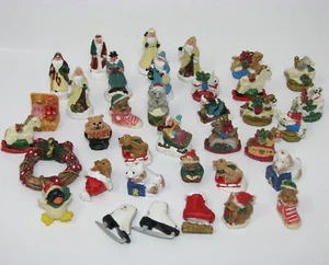 Lot of Dollhouse Miniatures Christmas Village Figures Holiday Decoration **READ* - Picture 1 of 5