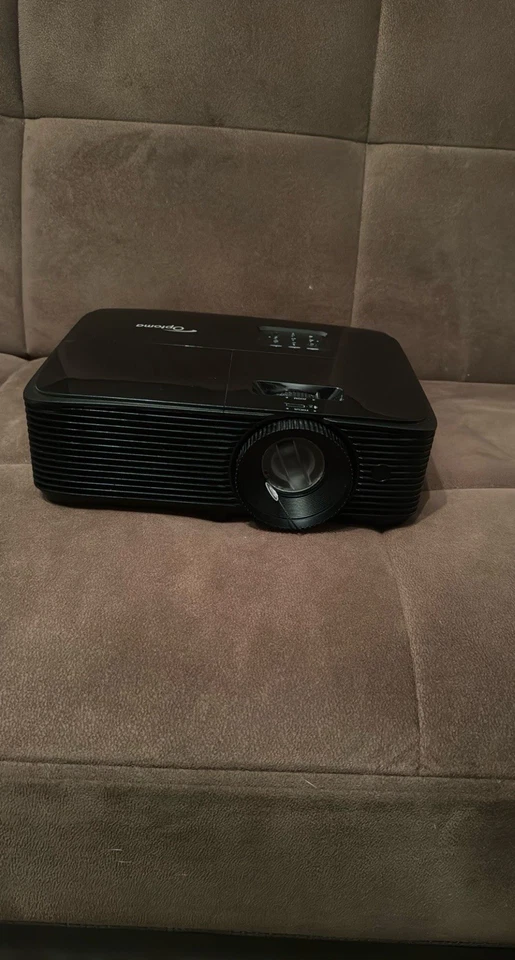 Optoma Technology HD146X Full HD DLP Home Theater Projector. Slightly new  - Image 1 of 4