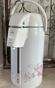 Zojirushi 5.5 Cup Rice Cooker - White NS-WRC10 - Picture 1 of 8