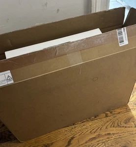 HP 24 inch All-in-One Desktop PC, AMD Ryzen 5 7520U, 8 GB, 256 GB SSD, Win 11 - Picture 1 of 3