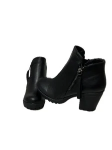 Top Moda Black Booties size 6 - Picture 1 of 4