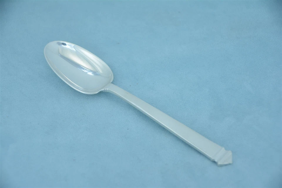 Cucharadita Tiffany Hampton plata esterlina 6" sin monograma Foto 1 de 4