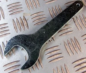 HEAVY DUTY GAS SPANNER for BUTANE PROPANE REGULATORS fits M20 (30mm) CARAVAN etc - Picture 1 of 2