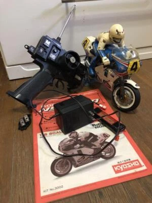 Kyosho KIT No.3002 Vintage RC Bike with Rider Remote Control Battery - Image 1 of 4
