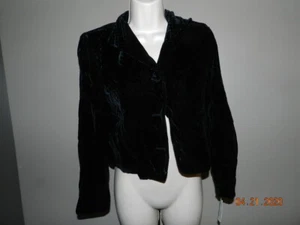 New! TALBOTS Women’s 4P Black short velvet Blazer Jacket Suit Coat $168 3 Button - Picture 1 of 4