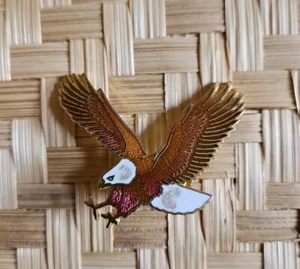 Vintage American Bald Eagle Soaring Lapel Hat Pin Metal Enamel - Picture 1 of 4