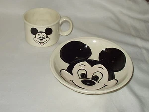 MICKEY MOUSE Walt Disney Productions BOWL & CUP pottery SET dated 1985 - Picture 1 of 9