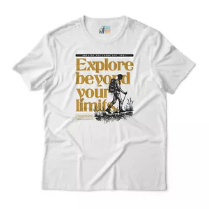 'Esplora oltre i tuoi limiti' - T-shirt grafica ispirata all'outdoor - Unisex - Foto 1 di 8