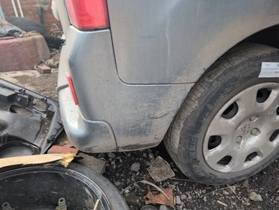 PEUGEOT PARTNER TEPEE HDI 2008-2012 BUMPER CORNER FINISHER RIGHT REAR - Image 1 of 4