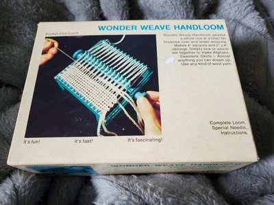 Vintage 1964 Karbercraft Co Wonder Weave Hand Loom Complete - Image 1 of 3